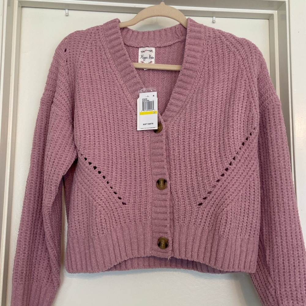 Medium soft pink cardigan